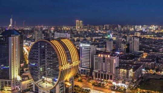 辽宁腾飞，梦想翅膀下的自信与成就之旅