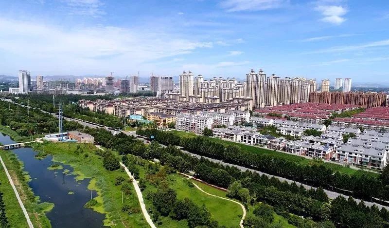 保定，古韵今风，历史文化名城与现代化交响